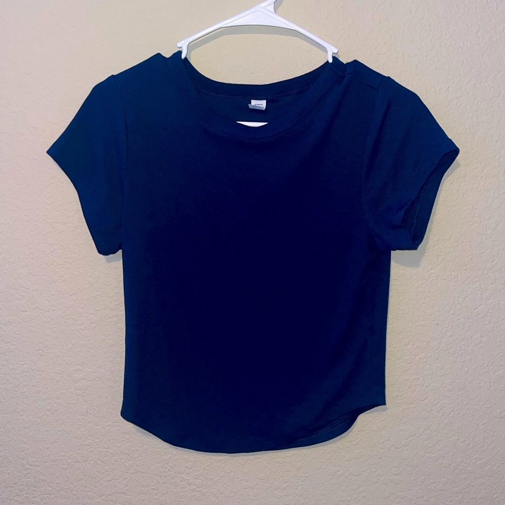 old navy ultra lite go dry ribbed crop top